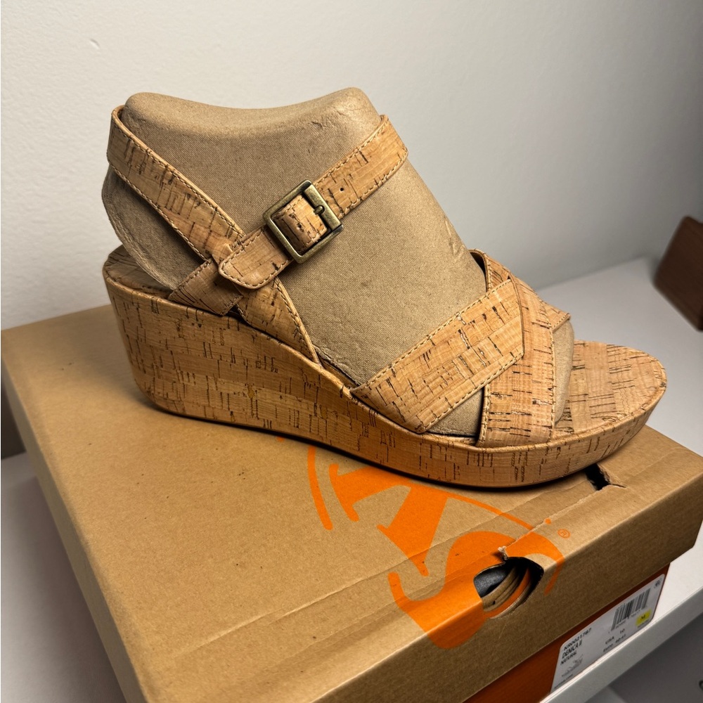 Kirk’s Denica II wedge heel size 10